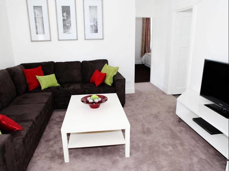 Albany Central Apartments Екстериор снимка
